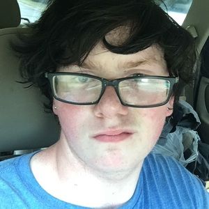 Meet your Posher, Leon